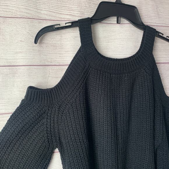 Cozy Casual Black Cold Shoulder Ribbed Knit Sweater Long Sleeves Size S/M - Picture 6 of 16
